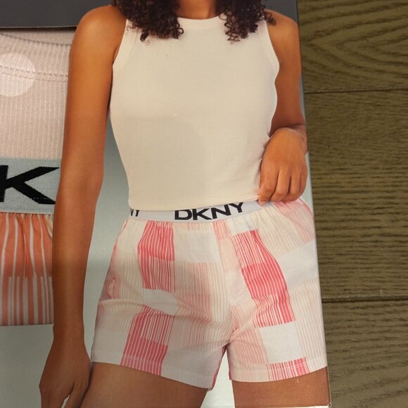New DKNY Tank and Short Set Large - Picture 2 of 4